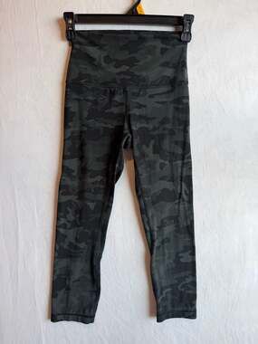 Lululemon Align High-Rise Crop Leggings in Incognito Camo Multi Grey